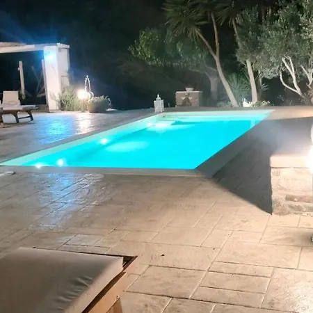 Callisto 1st And Ground Floor Apartamento