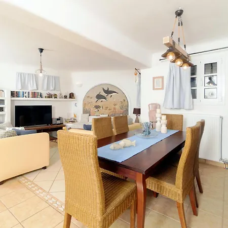 Callisto 1st And Ground Floor * Marpissa