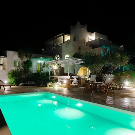 Callisto 1st And Ground Floor 아파트 Márpissa