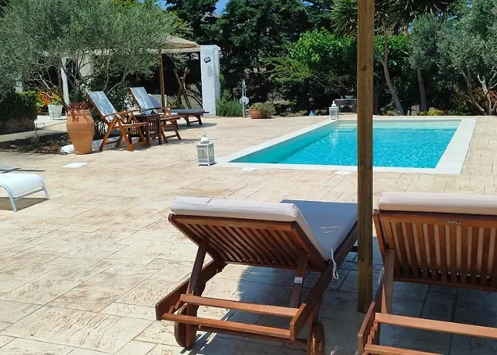 Callisto 1st And Ground Floor Apartment Márpissa