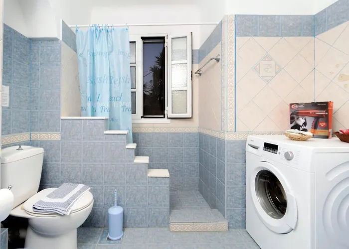 Lejlighed Callisto 1st And Ground Floor